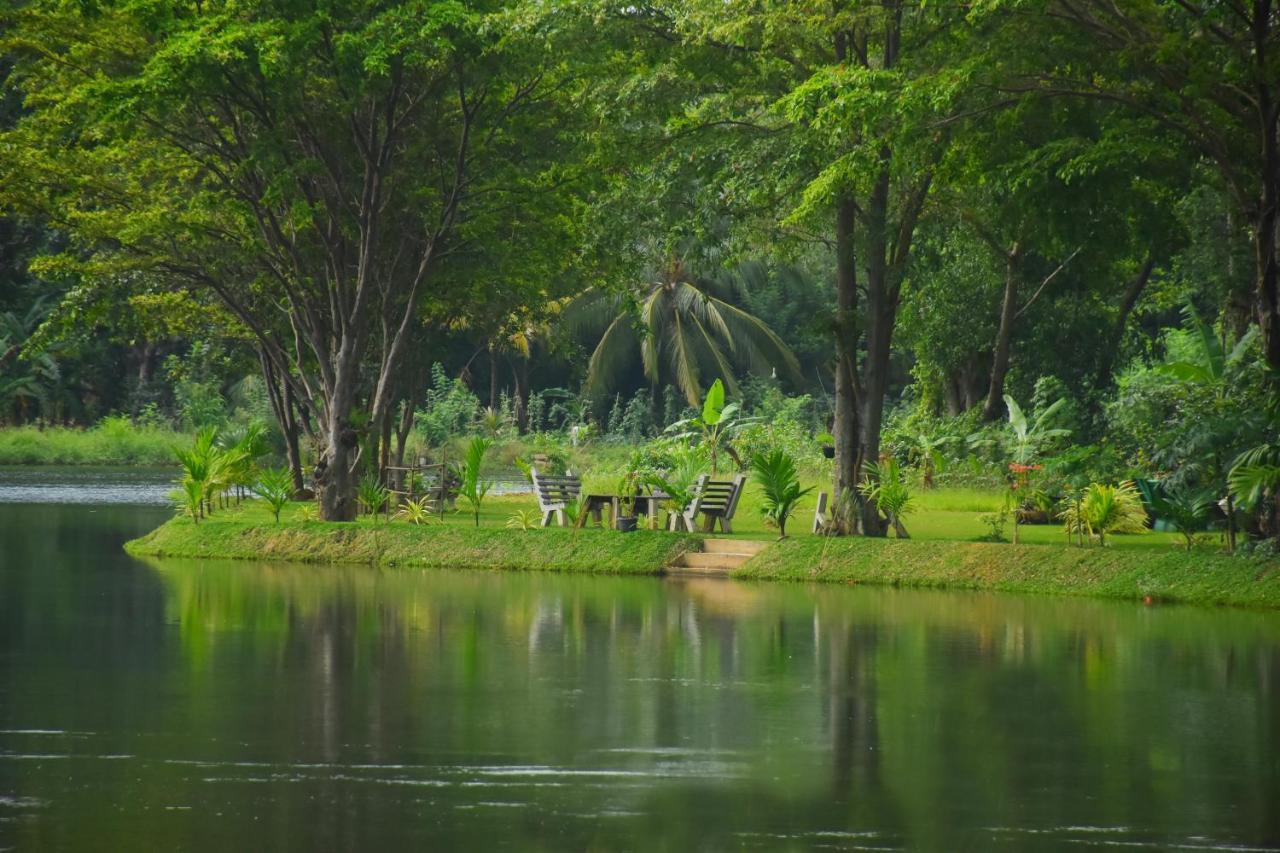 אודוואלאווה Canal Side Safari Resort מראה חיצוני תמונה