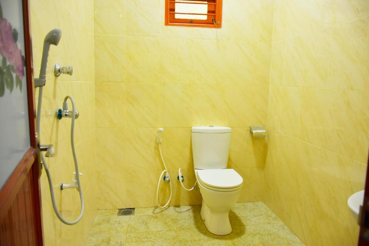 אודוואלאווה Canal Side Safari Resort מראה חיצוני תמונה