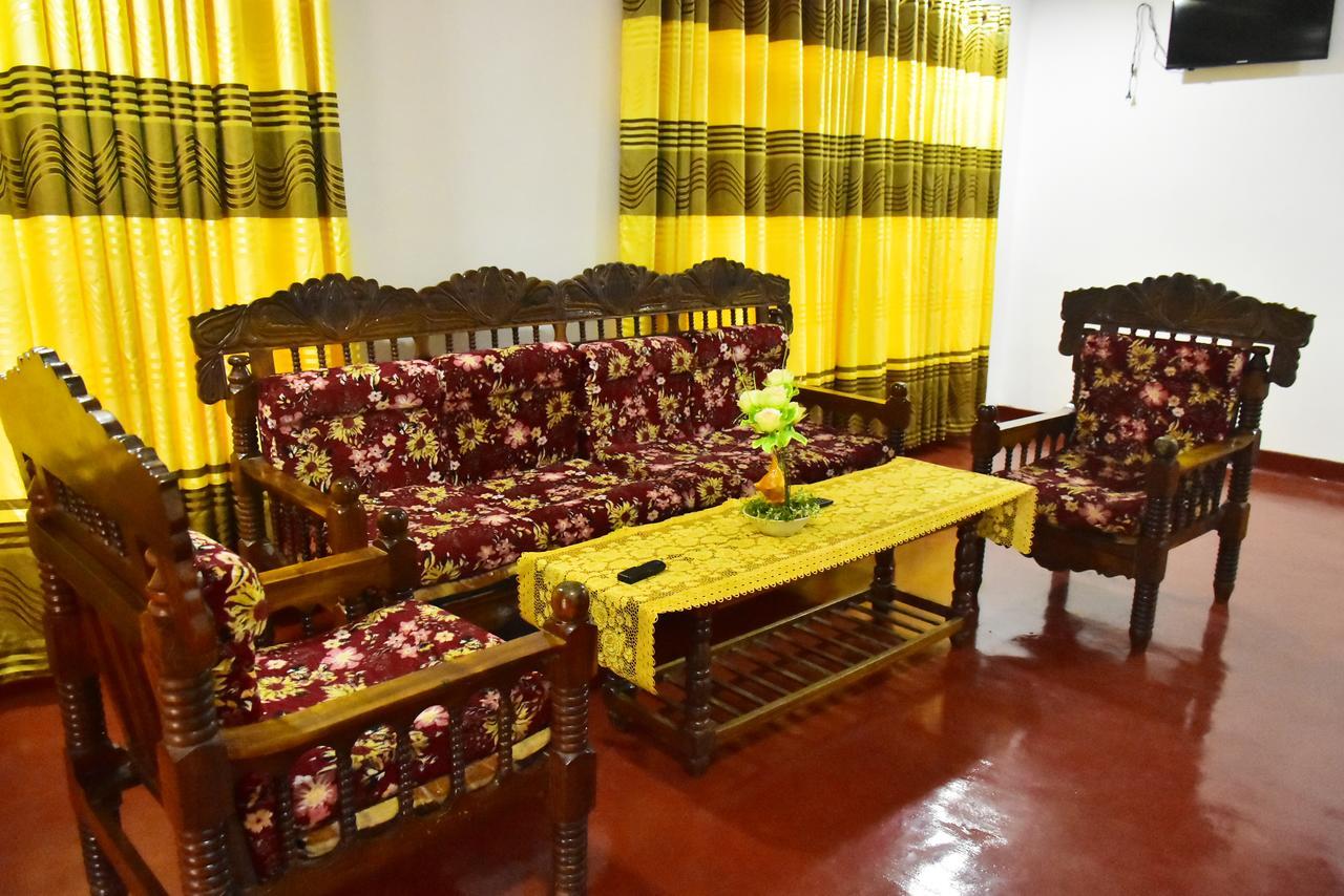 אודוואלאווה Canal Side Safari Resort מראה חיצוני תמונה